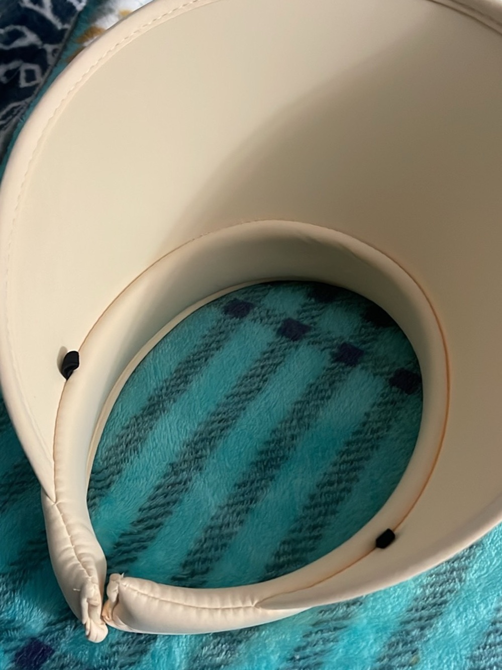 CHANEL beauty line Cream Visor with White Logo - Picture 2 of 2